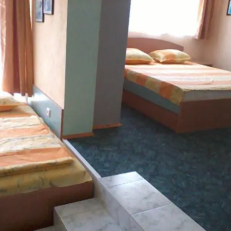 Keti Guest house